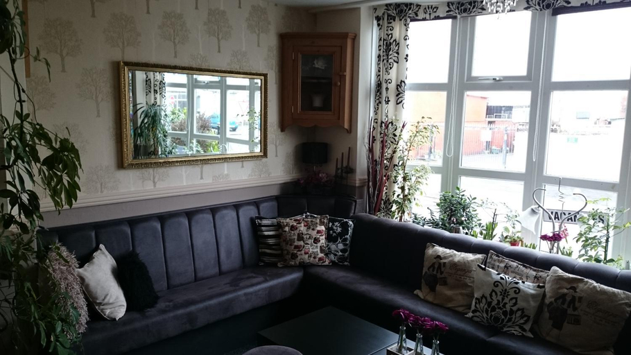 Others 2, The Manhattan Contactless Hotel by BET Stays, Blackpool