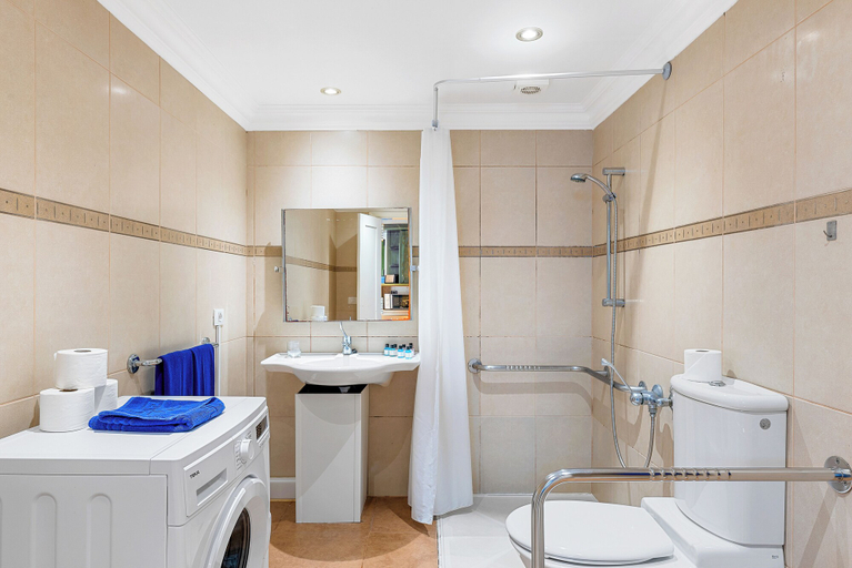 Bathroom 5, Club Tarahal, Santa Cruz de Tenerife