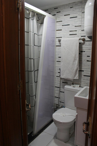 Bathroom 4, Osiris Museum Hotel Cairo, 'Abdin