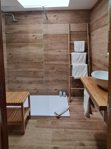 Bathroom 3, Casa Grande de Cristosende, Ourense