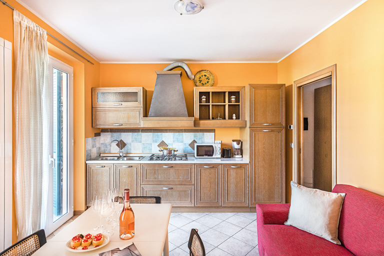 Others 5, Annamaria 9 Apartment by Wonderful Italy, Brescia