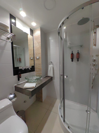 Bathroom 3, Concha y Toro 33 Hotel Boutique By Nobile, Santiago
