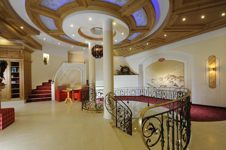 Public Area, Hotel Alpina, Landeck