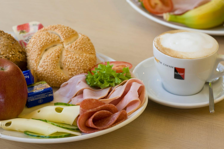 Food & Drinks 5, Aparthotel Landau an der Isar, Dingolfing-Landau
