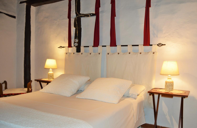 Bedroom 1, Casa Bethona, Cáceres