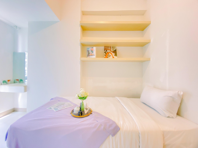 Bedroom 2, Comfy Studio at Tokyo Riverside PIK 2 Apartment By Travelio, Tangerang