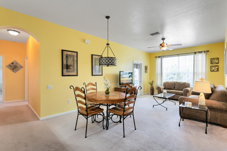 Room 1, Close to Disney Condo 3 Bed 2 Bath, Osceola