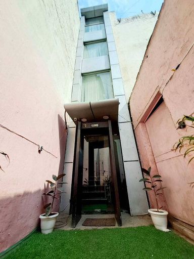 Exterior & Views, Hotel Diamond Airport, Delhi