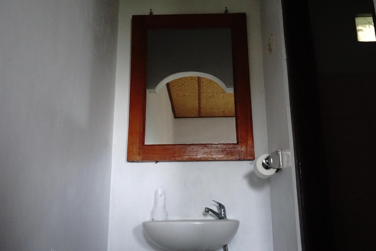 Bathroom 8