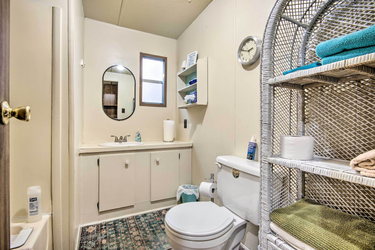 Bathroom, Lake-view Getaway in Sherrills Ford w/ Deck!, Catawba