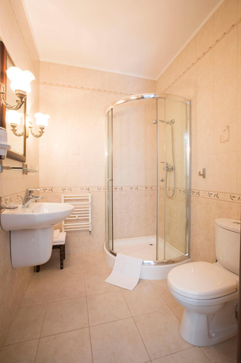 Bathroom 2, Residenz Selena - Centrum - Bezplatny parking, Słupsk