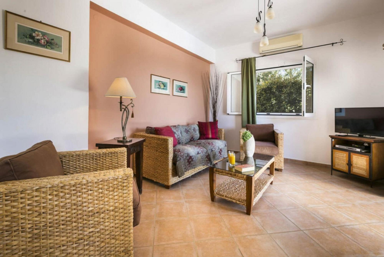 Room 3, Villa Thalia Sofia in Mousata, Ionian Islands