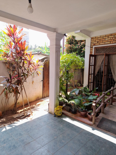 Others 2, Ceylon Casa, Hikkaduwa