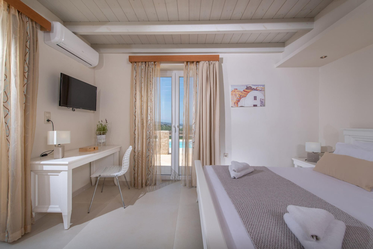 Bedroom 3, Villa Niragia With Magnificent View, Crete