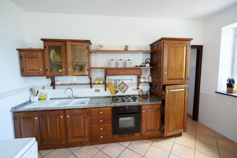Private kitchen, Villa Savoia in Sorrento, Napoli