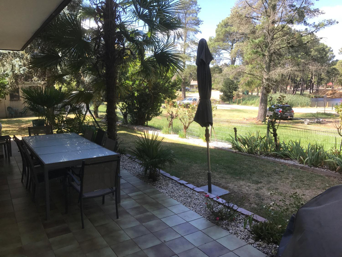 5, Lakeside Chalet & Studio, Indigo - Pt A