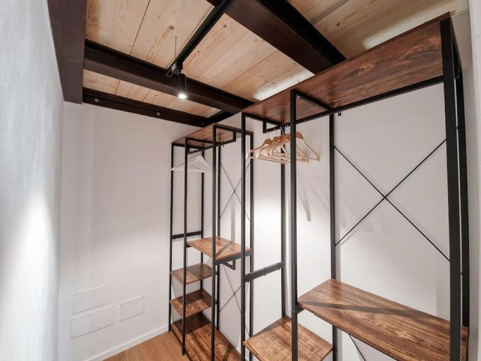 Bedroom 2, poppy loft, Rome