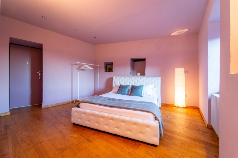 Bedroom 5, Petra Apartment in Civenna by Wonderful Italy, Como