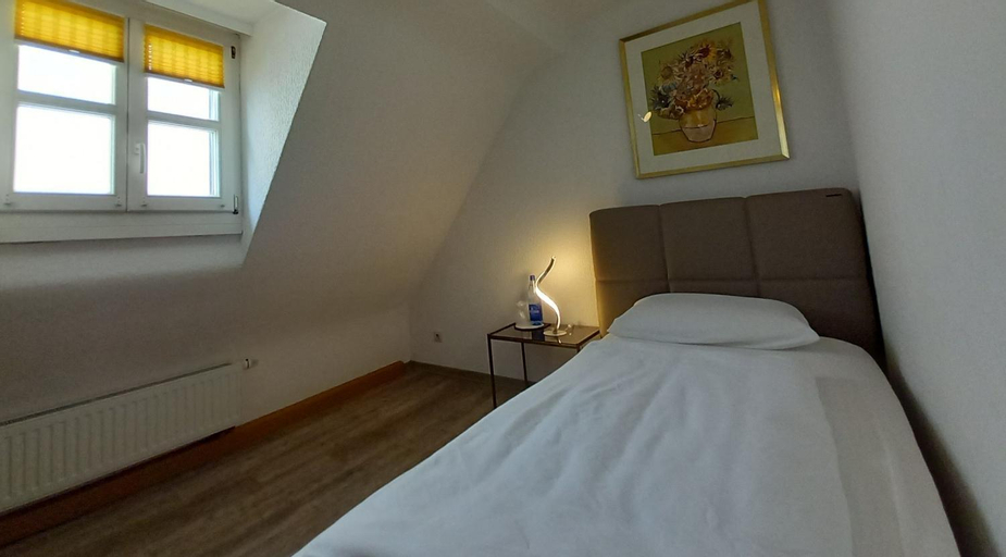 Bedroom 2, Hotel Schloßschenke, Birkenfeld