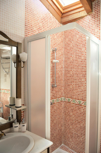 Bathroom 2, Casa Bethona, Cáceres