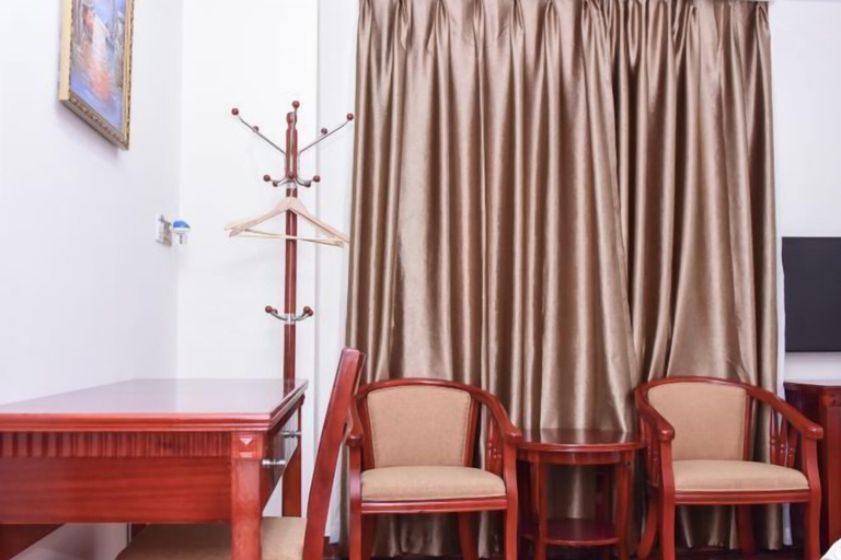 Others 5, Hao Ye Hotel, Yangjiang
