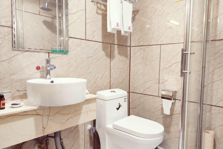 Bathroom 4, Shanyushui Post Inn, Nantong