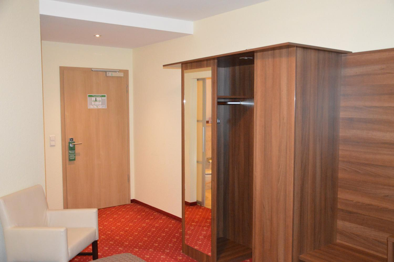 Others 4, Hotel Holter Schloßkrug, Gütersloh