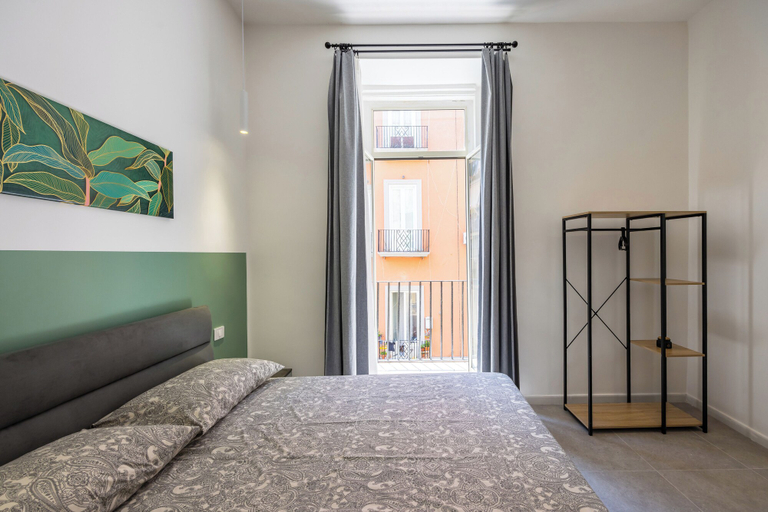 Bedroom 4, Nefelu apartments, Napoli