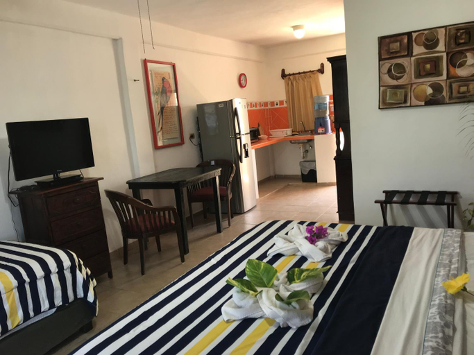 Others 4, Suites Fenicia, Cozumel
