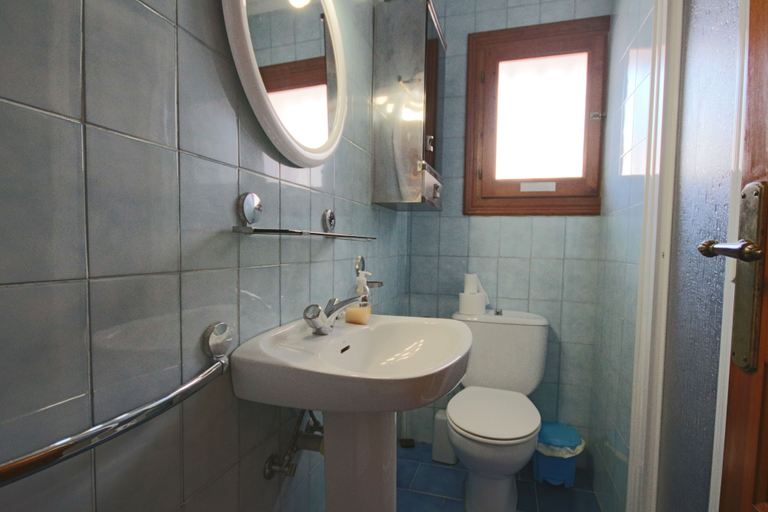 Bathroom 4, Low Price 4 Bedroom Villa With Nice View Over The Sea, Private Pool, Wifi, BBQ, Alicante