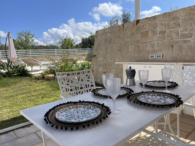Room 4, Trulli Di Pone in Cozzana, Bari