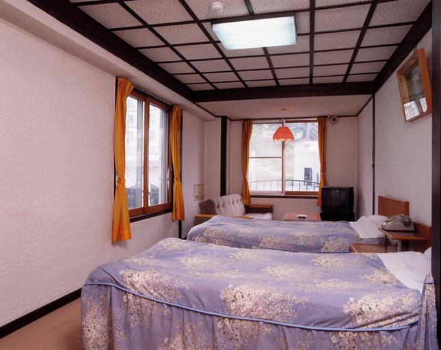 Bedroom 2, Hotel Sanraku, Yamanouchi