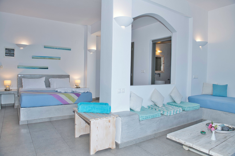 Bedroom 5, The Last Sunbeam - Adults Only, South Aegean