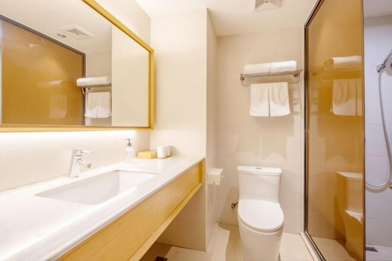 Bathroom 4, Lilong hotel, Huizhou