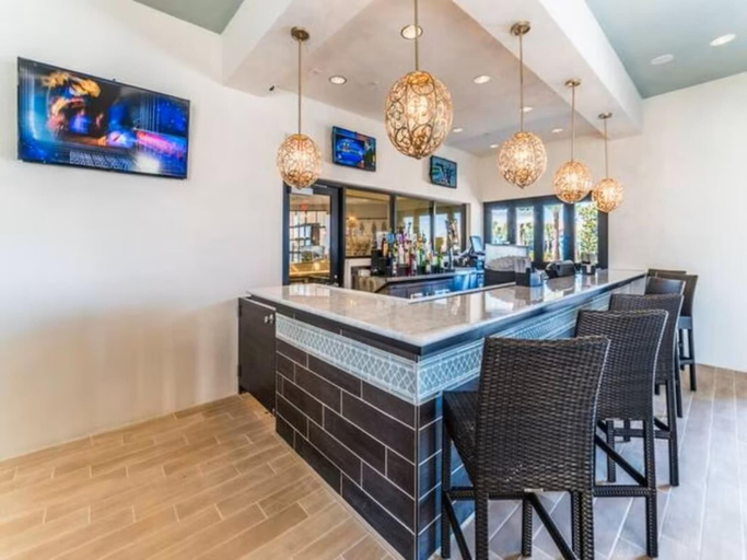 Room 3, Lovely 5BR Townhouse at Windsor at Westside, Osceola