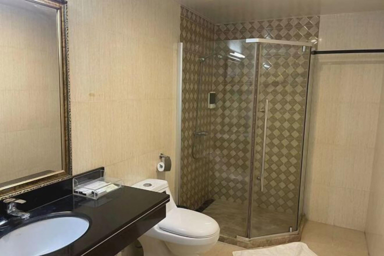 Bathroom 3, United Star Hotel, Jiangmen