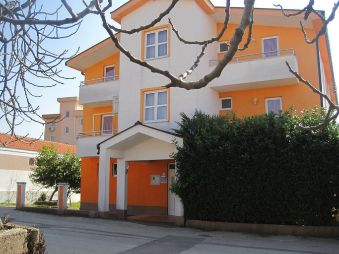 Others 5, Rooms Sole, Herzegovina-Neretva