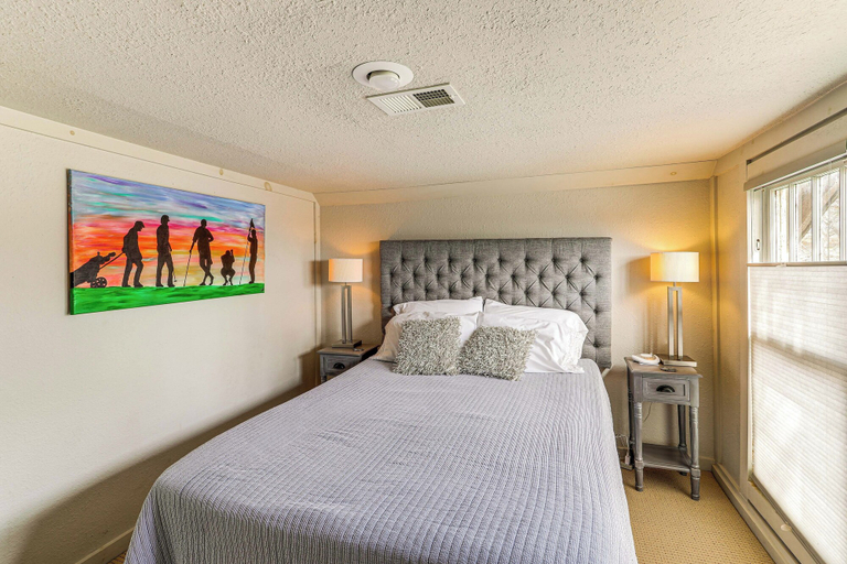 Bedroom 2, Historic 'hardy House' on Main Street w/ Fire Pit!, Sharp