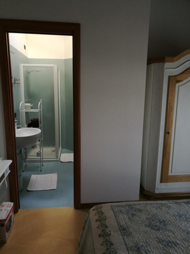 Others 4, B&B L'Upupa, Verona
