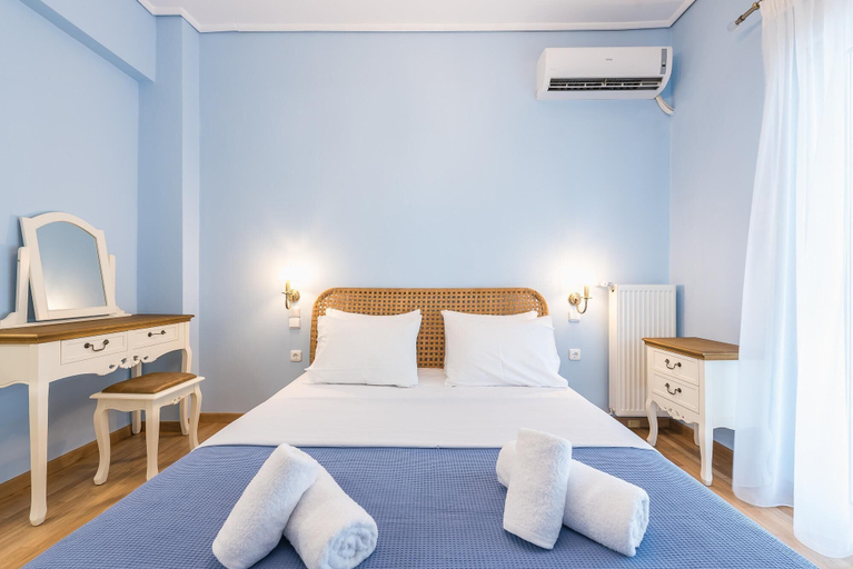 Bedroom 3, Thissio Cocoon For Two, Attica