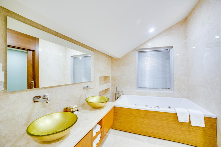 Bathroom 4, Demircioglu Park Hotel, Merkez