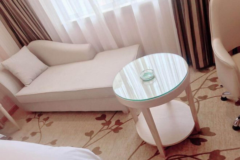 Bedroom 3, Vienna Hotel (Zhongshan Plaza), Hezhou