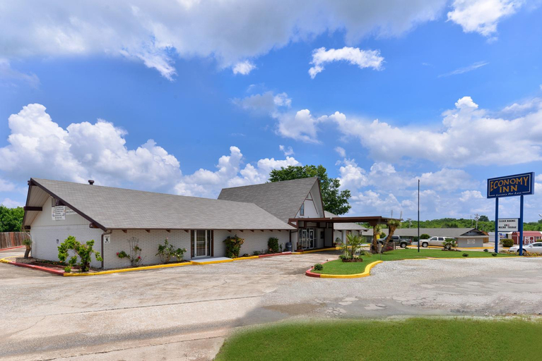 Economy Inn Ardmore, Carter