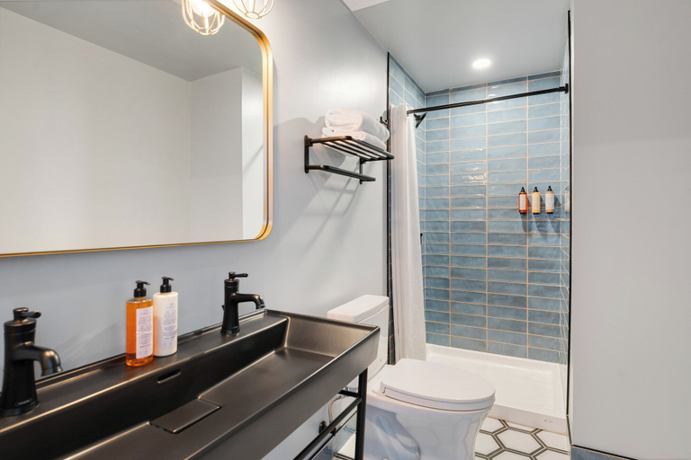 Bathroom 4, Hotel Nell - Union Market, Washington D.C.