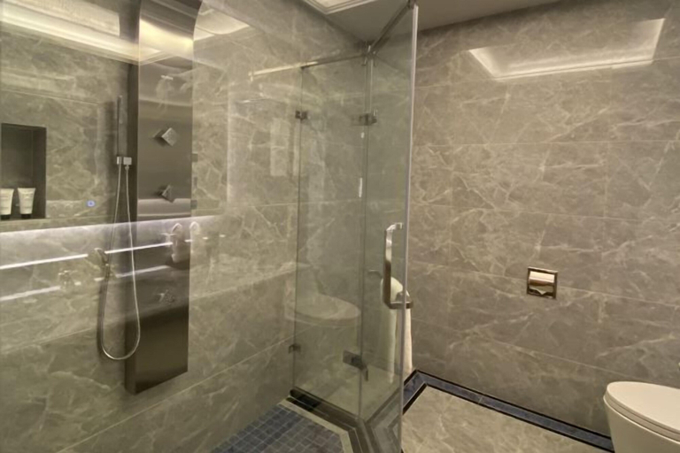 Bathroom 4, Qirui Hotel, Qujing