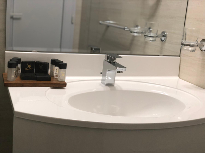 Bathroom, Pirates Resort, Constanta