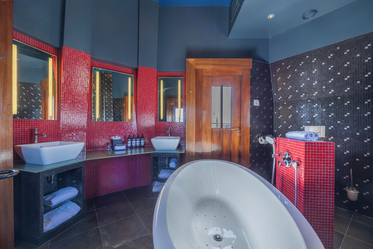 Bathroom 5, Grand Hotel Amrâth Amsterdam, Amsterdam