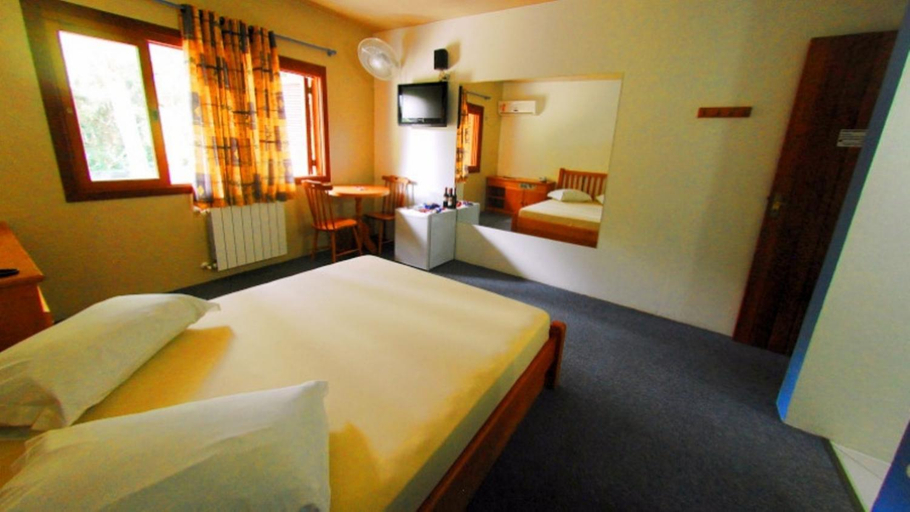 Others 3, Motel Tentacao (Adult Only), Canela