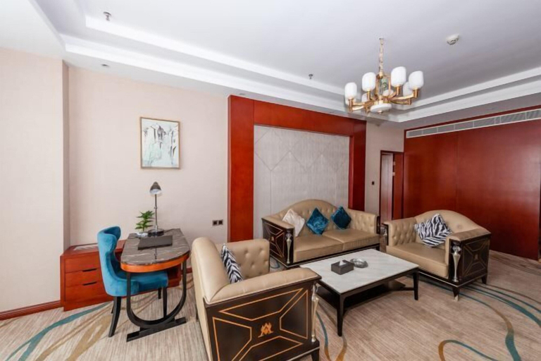 Others 5, West Hotel, Yichun
