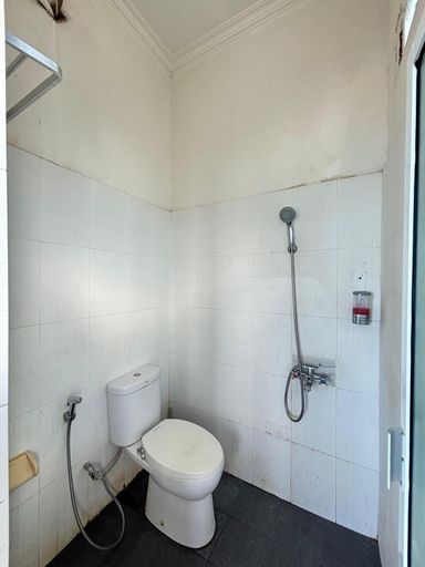 Bathroom 3, Bira Panda Beach 2, Bulukumba